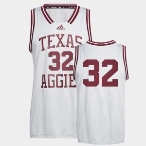 Men's Texas A&M Aggies #32 Bernard King White Reverse Retro Alumni Basketball College Basketball Jersey 145339-784
